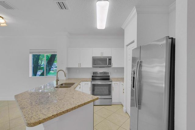 5720 Tuscany Way, Tamarac, FL 33321