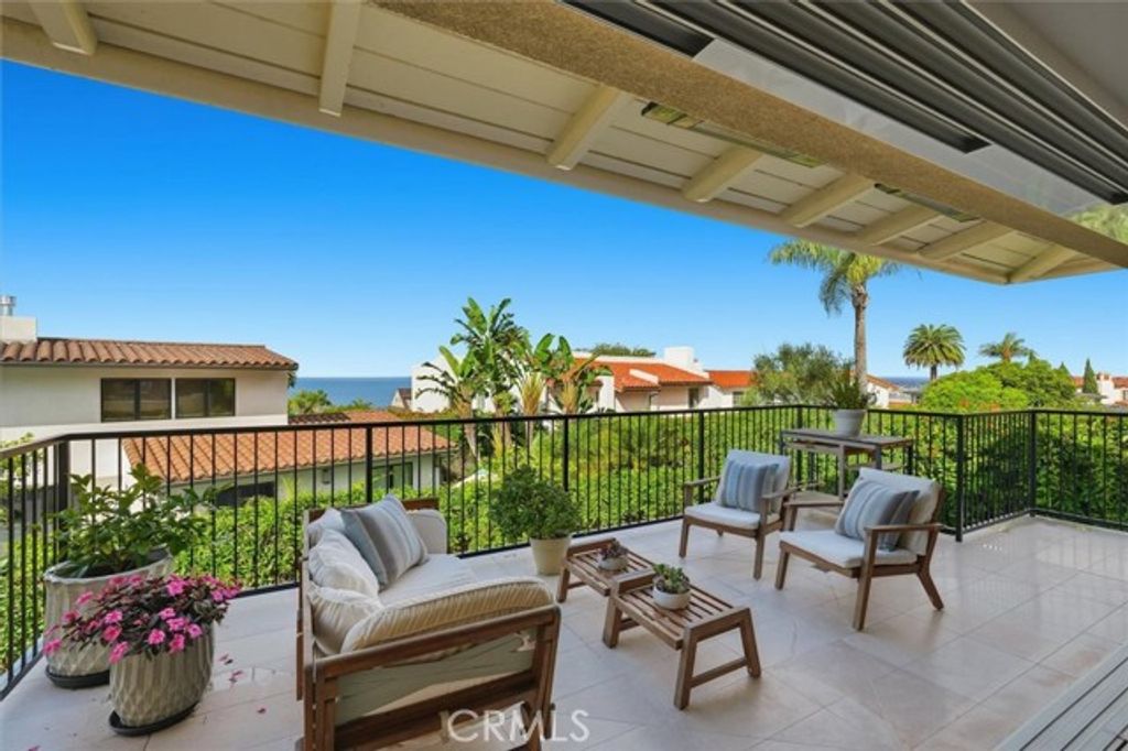 1609 Via Montemar, Palos Verdes Estates, CA 90274