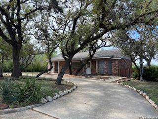 10267 Mount Crosby, San Antonio, TX 78251