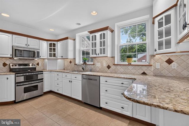 624 E CHERRY ST, Palmyra, PA 17078