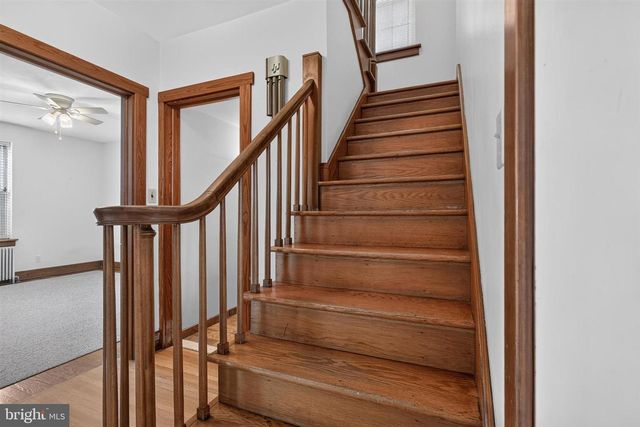 624 E CHERRY ST, Palmyra, PA 17078