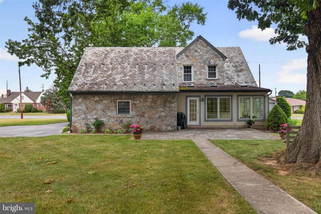 624 E CHERRY ST, Palmyra, PA 17078