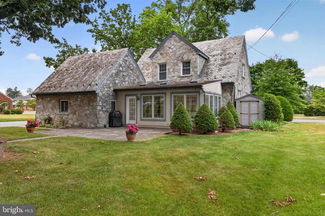624 E CHERRY ST, Palmyra, PA 17078