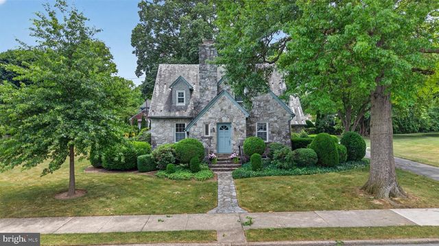 624 E CHERRY ST, Palmyra, PA 17078