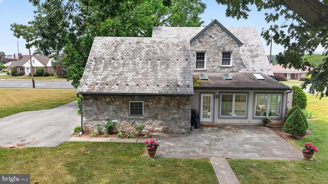 624 E CHERRY ST, Palmyra, PA 17078