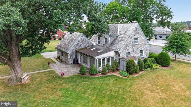 624 E CHERRY ST, Palmyra, PA 17078