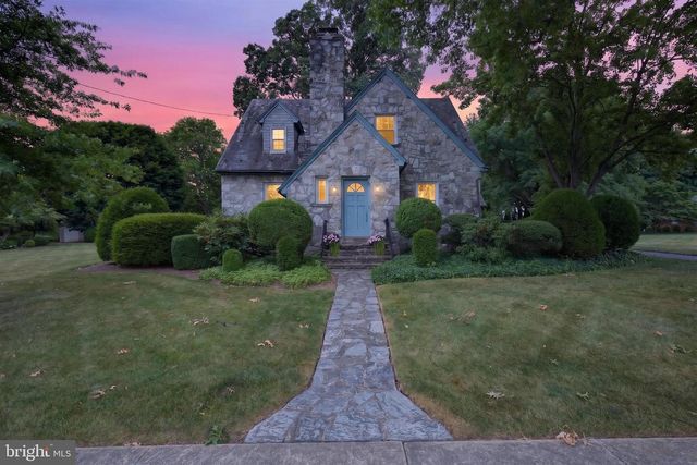 624 E CHERRY ST, Palmyra, PA 17078