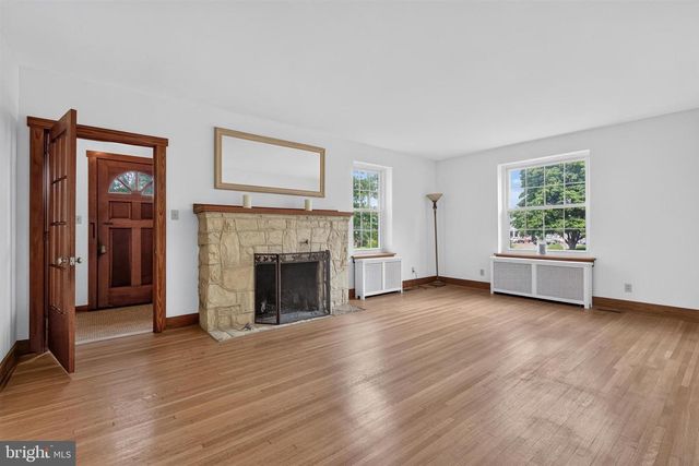 624 E CHERRY ST, Palmyra, PA 17078