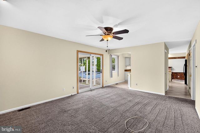 21 WINTHROP RD, Lawrenceville, NJ 08648