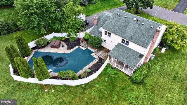 21 WINTHROP RD, Lawrenceville, NJ 08648