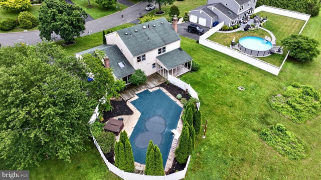 21 WINTHROP RD, Lawrenceville, NJ 08648