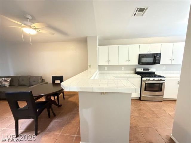7828 Settlers Ridge Lane, Las Vegas, NV 89145