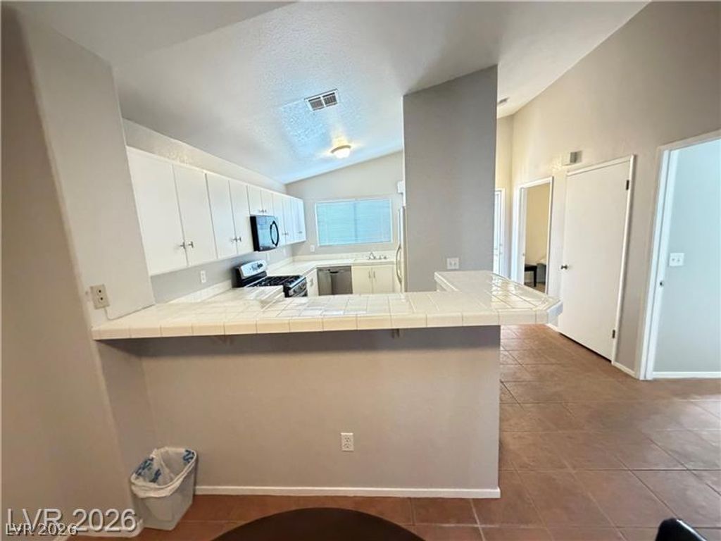 7828 Settlers Ridge Lane, Las Vegas, NV 89145 — photo 3