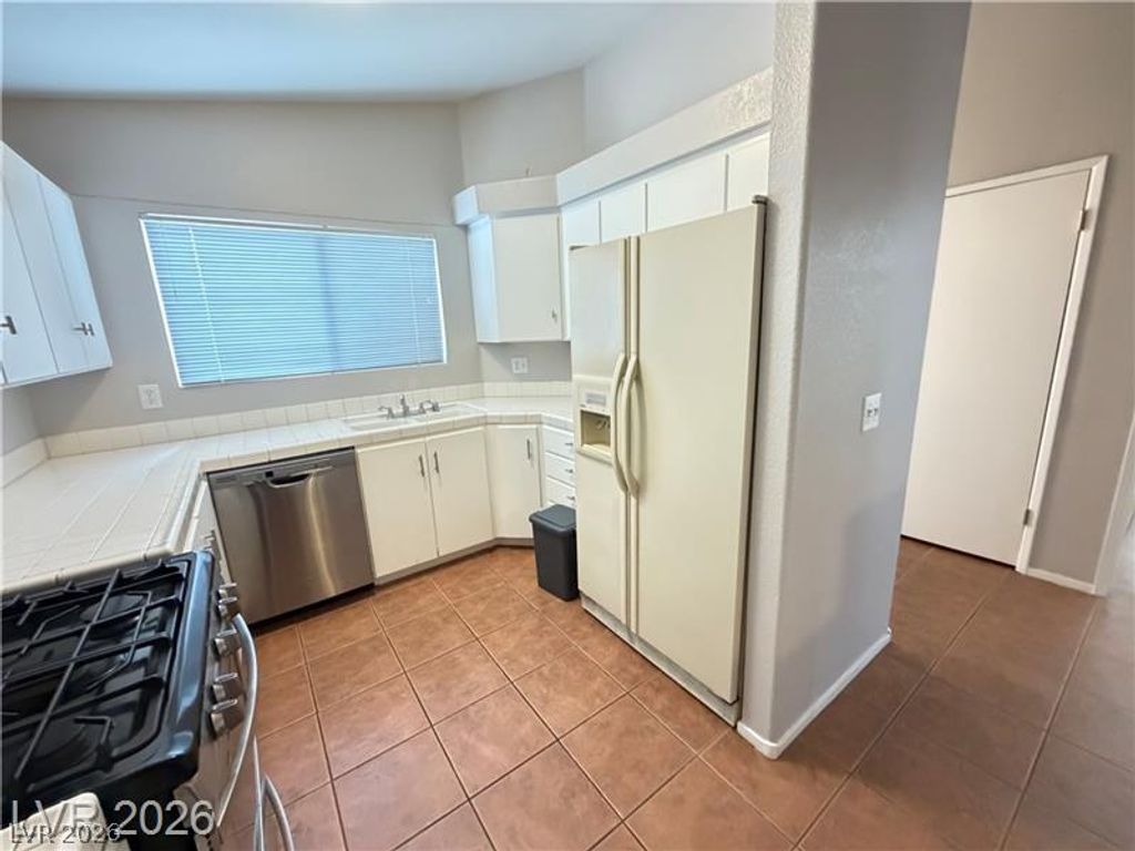 7828 Settlers Ridge Lane, Las Vegas, NV 89145 — photo 4