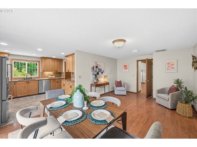 2730 Sw MEYERS Dr, Gresham, OR 97080