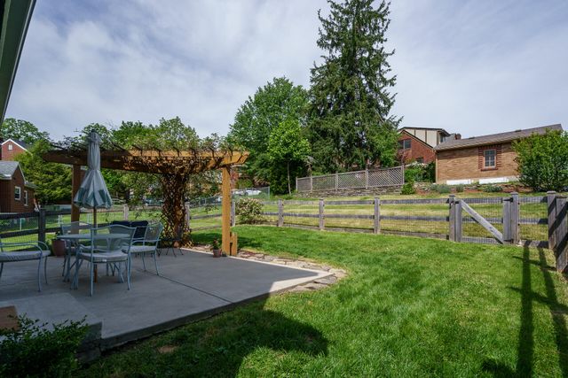 824 Aberdeen Road, Park Hills, KY 41011