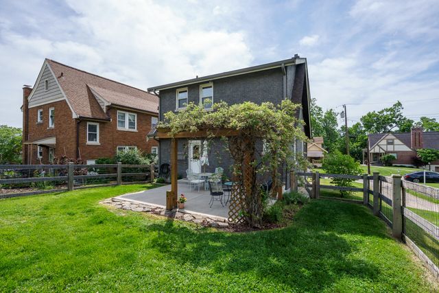824 Aberdeen Road, Park Hills, KY 41011