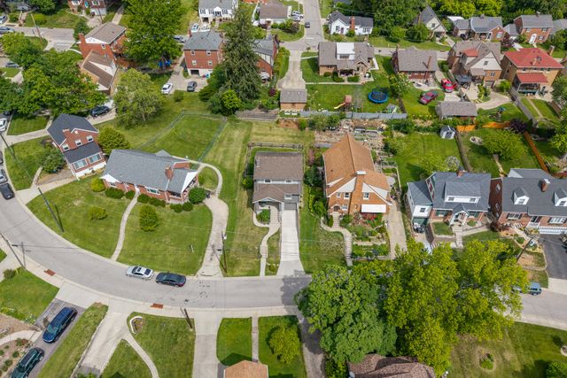 824 Aberdeen Road, Park Hills, KY 41011