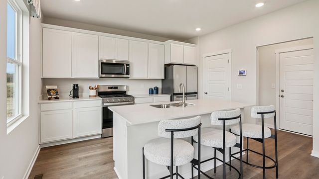 2306 Hirsch Road, Oswego, IL 60543