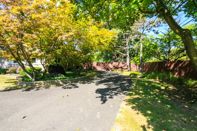 4106 Ongaro Drive, Columbus, OH 43204