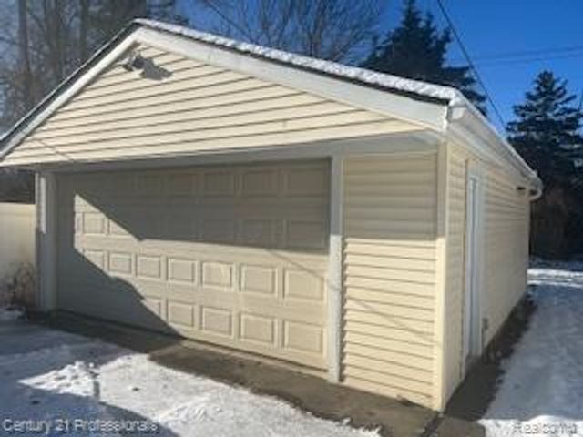 1917 N Connecticut Avenue, Royal Oak, MI 48073