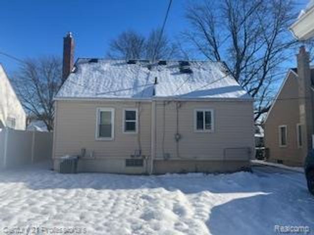 1917 N Connecticut Avenue, Royal Oak, MI 48073