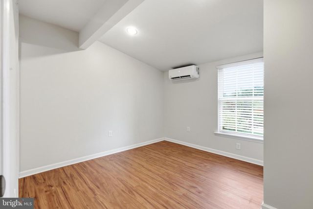 1113 LANDIS RD, East Greenville, PA 18041