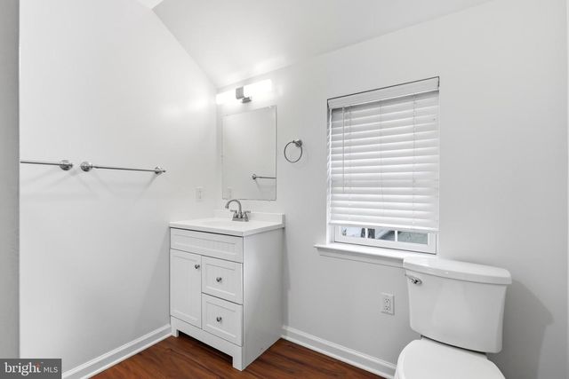 1113 LANDIS RD, East Greenville, PA 18041