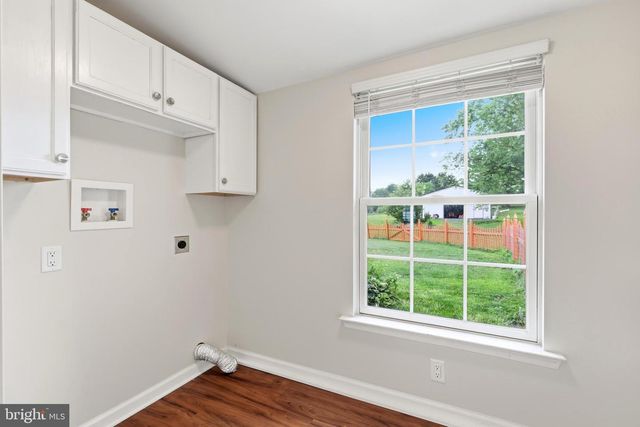 1113 LANDIS RD, East Greenville, PA 18041