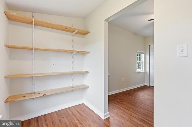 1113 LANDIS RD, East Greenville, PA 18041