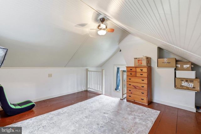 1113 LANDIS RD, East Greenville, PA 18041