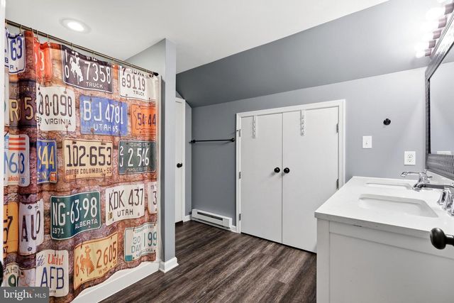 1113 LANDIS RD, East Greenville, PA 18041