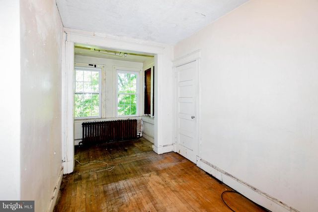5128 KANSAS AVE NW, Washington, DC 20011