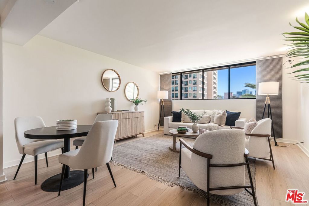 Image 4 of property listing at 10535 Wilshire Boulevard 701, Los Angeles, CA 90024