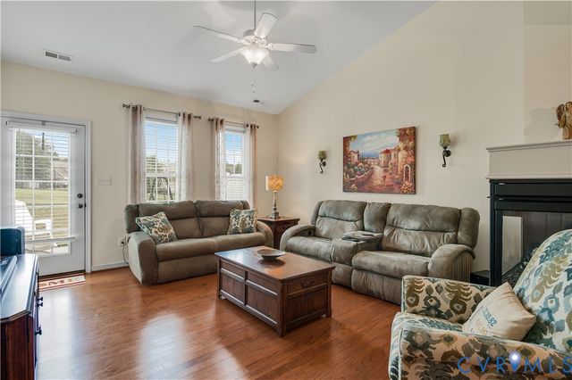 7888 Marshall Arch Dr, Mechanicsville, VA 23111
