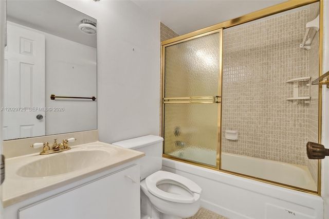 6060 S Falls Cir Dr 407, Lauderhill, FL 33319