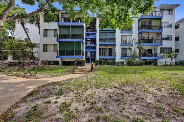 6060 S Falls Cir Dr 407, Lauderhill, FL 33319