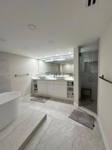 2751 S Ocean Dr 508S, Hollywood, FL 33019