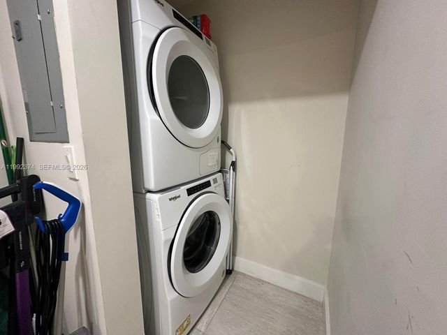 2751 S Ocean Dr 508S, Hollywood, FL 33019