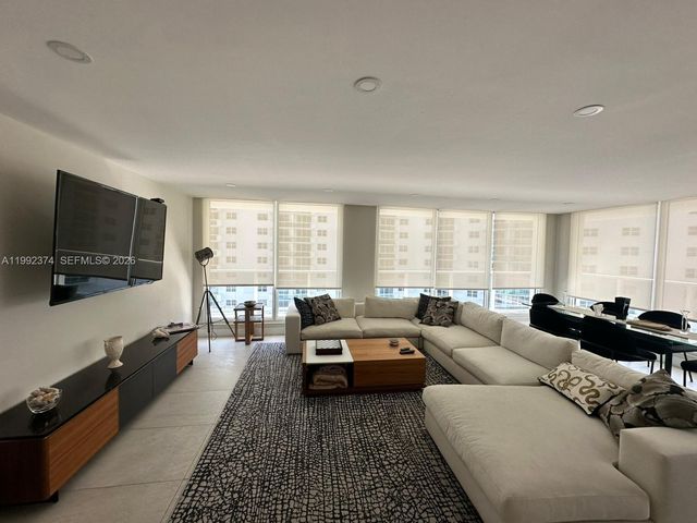 2751 S Ocean Dr 508S, Hollywood, FL 33019