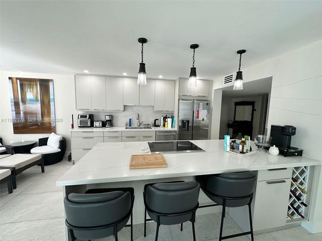 2751 S Ocean Dr 508S, Hollywood, FL 33019