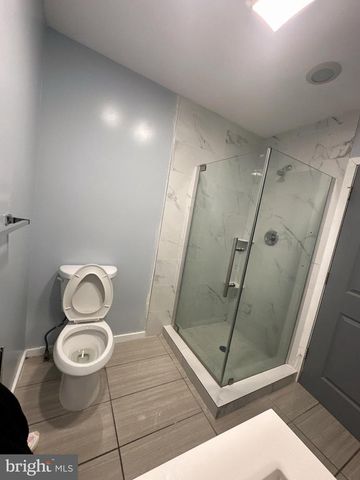 811 N FRANKLIN ST, Philadelphia, PA 19123