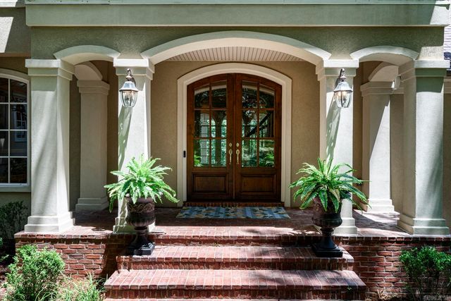 19 Ridgeview Drive, Little Rock, AR 72227