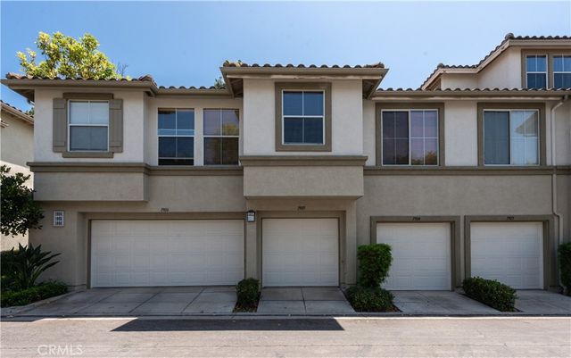 1905 Crescent Oak, Irvine, CA 92618