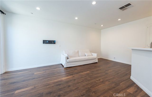 1905 Crescent Oak, Irvine, CA 92618