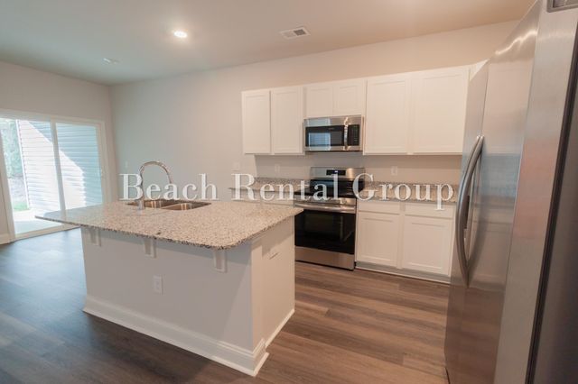 427 Waterend Dr., Little River, SC 29566