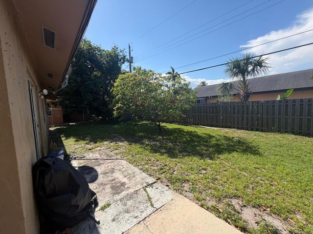 4351 NW 32nd Court, Lauderdale Lakes, FL 33319