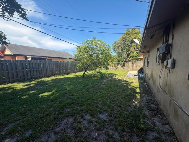 4351 NW 32nd Court, Lauderdale Lakes, FL 33319