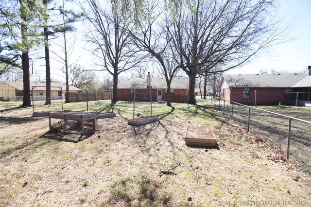 104 W Boston Street, Broken Arrow, OK 74012