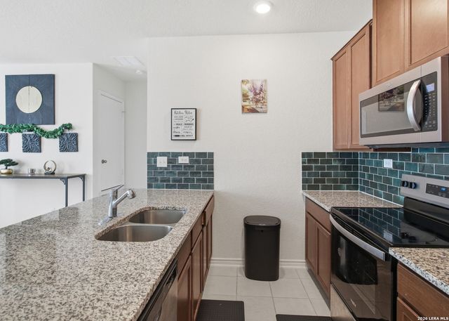 4731 PLAZA CTR, San Antonio, TX 78222